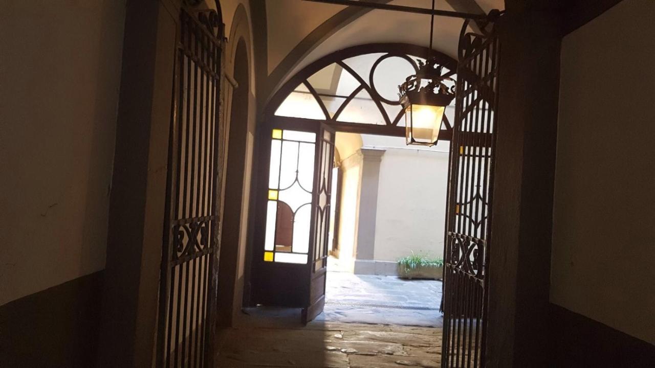 Cynthia'S Garden - Apartment With Private Garden In Santa Croce Florence Buitenkant foto